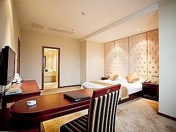 Bauhinia Hotel - Fenghua Xikouzhen Екстер'єр фото
